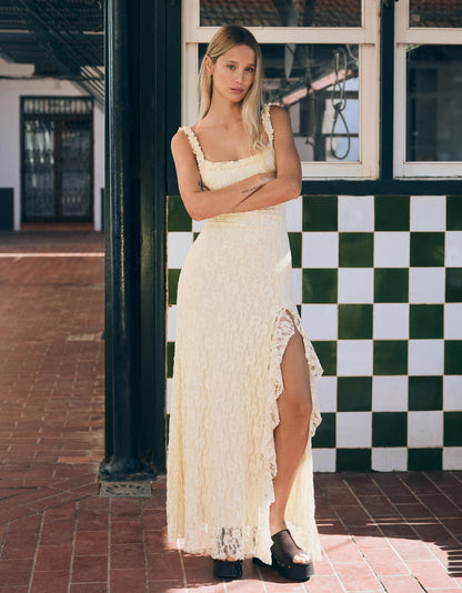 Isla Lace Maxi Dress