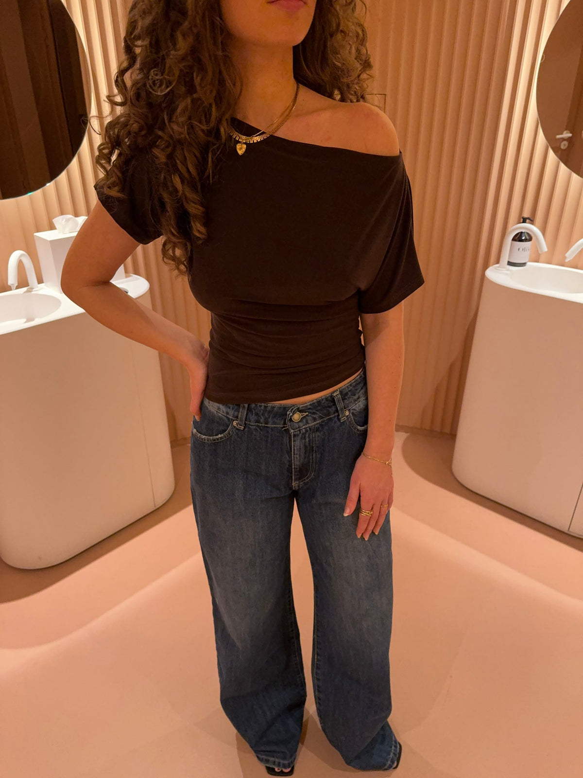 ARIA OFF SHOULDER TOP